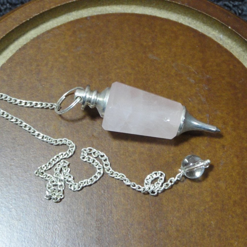 Rose Quartz Pendulum Necklace pendant~Crystal healing~Reiki~1.5"~Tarot~